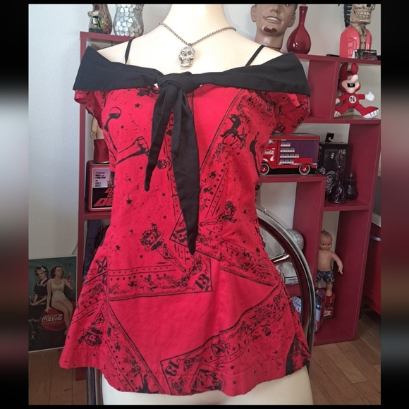 Lucky 13 Pinup Top - Picture 1 of 11